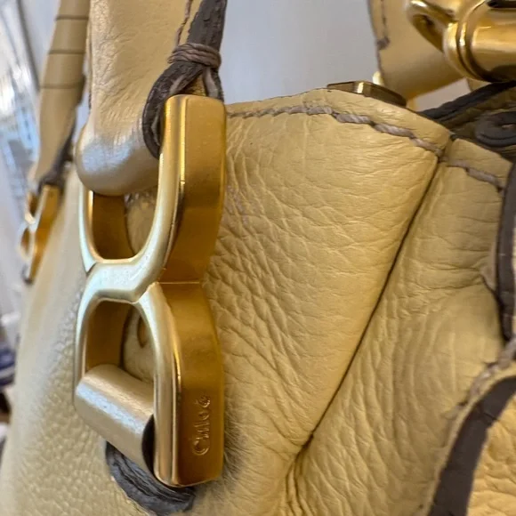Chloé Butter Yellow (Chloé calls it “Sunlight”) large Marcie w/crossbody strap. - Picture 4 of 10